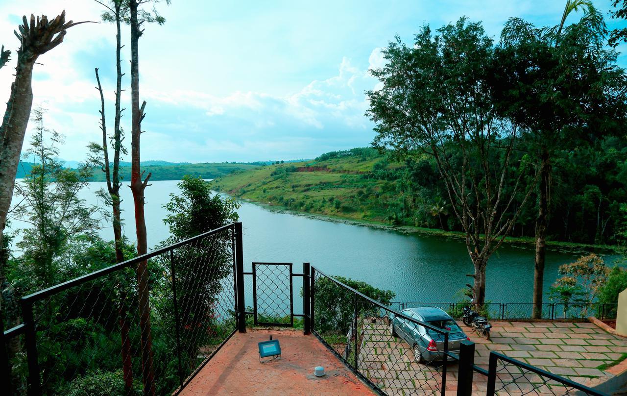 Vista Del Lago Hotel Ambalavayal ภายนอก รูปภาพ