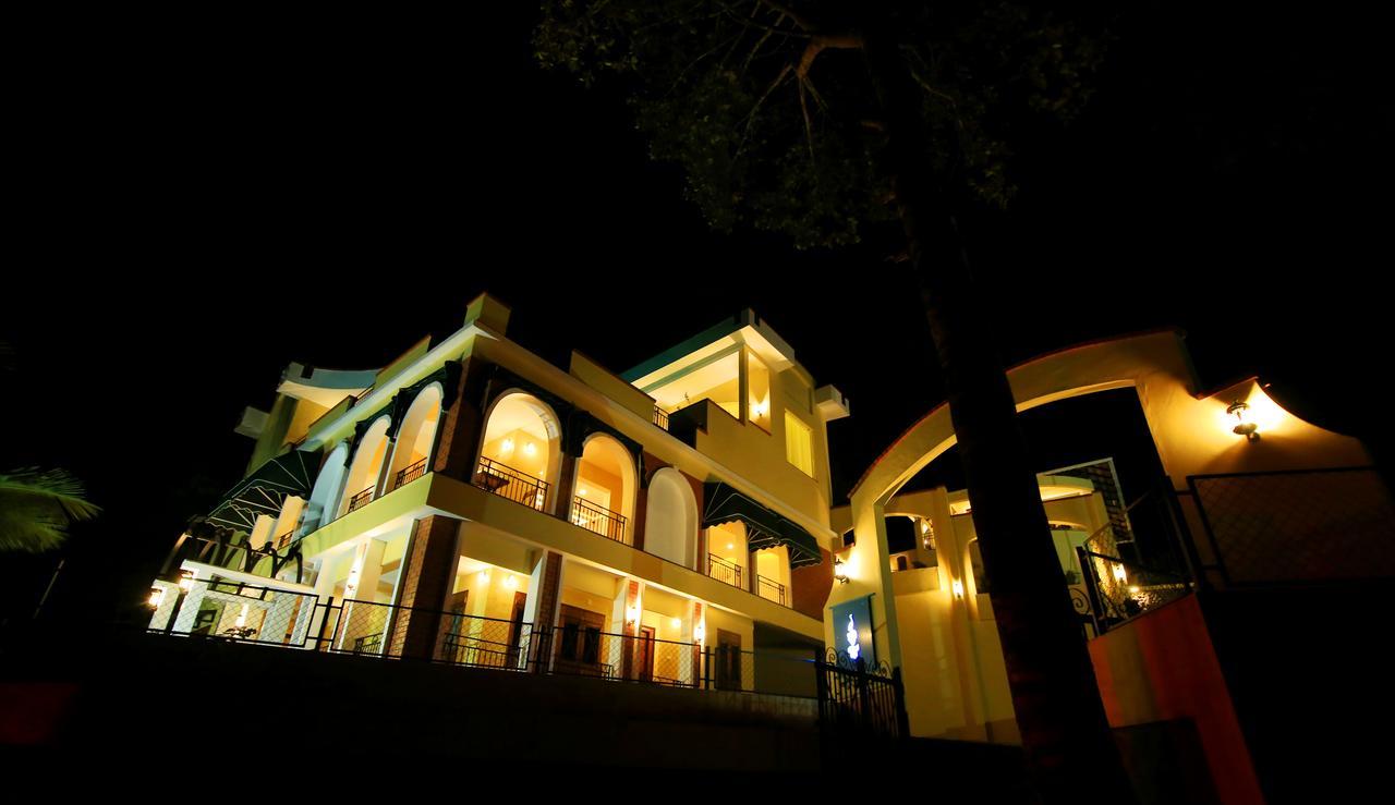 Vista Del Lago Hotel Ambalavayal ภายนอก รูปภาพ